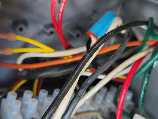 Junction box wiring during troubleshooting